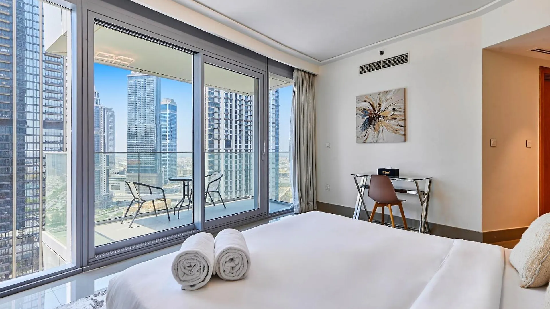 Bnbmehomes - Opera Grand Dubai 0*,