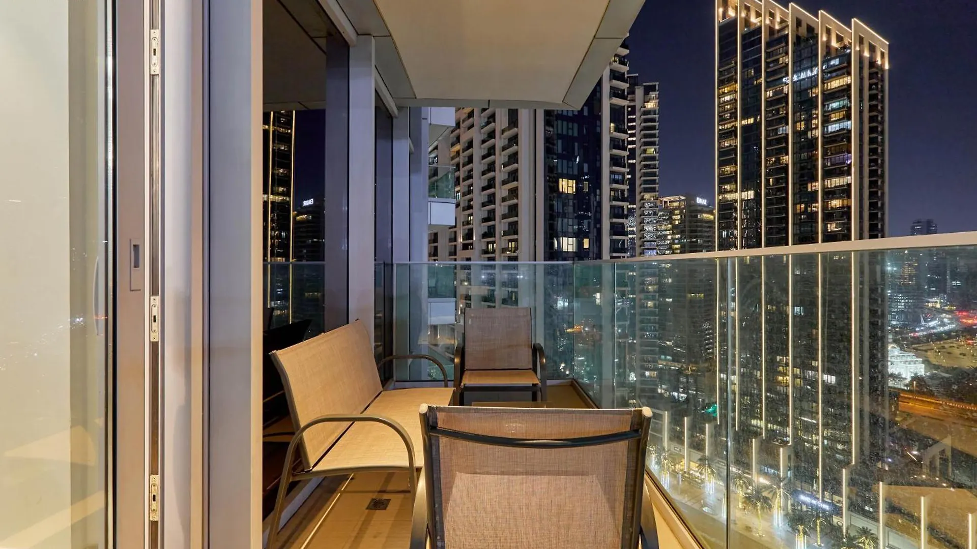 Bnbmehomes - Opera Grand Dubai United Arab Emirates
