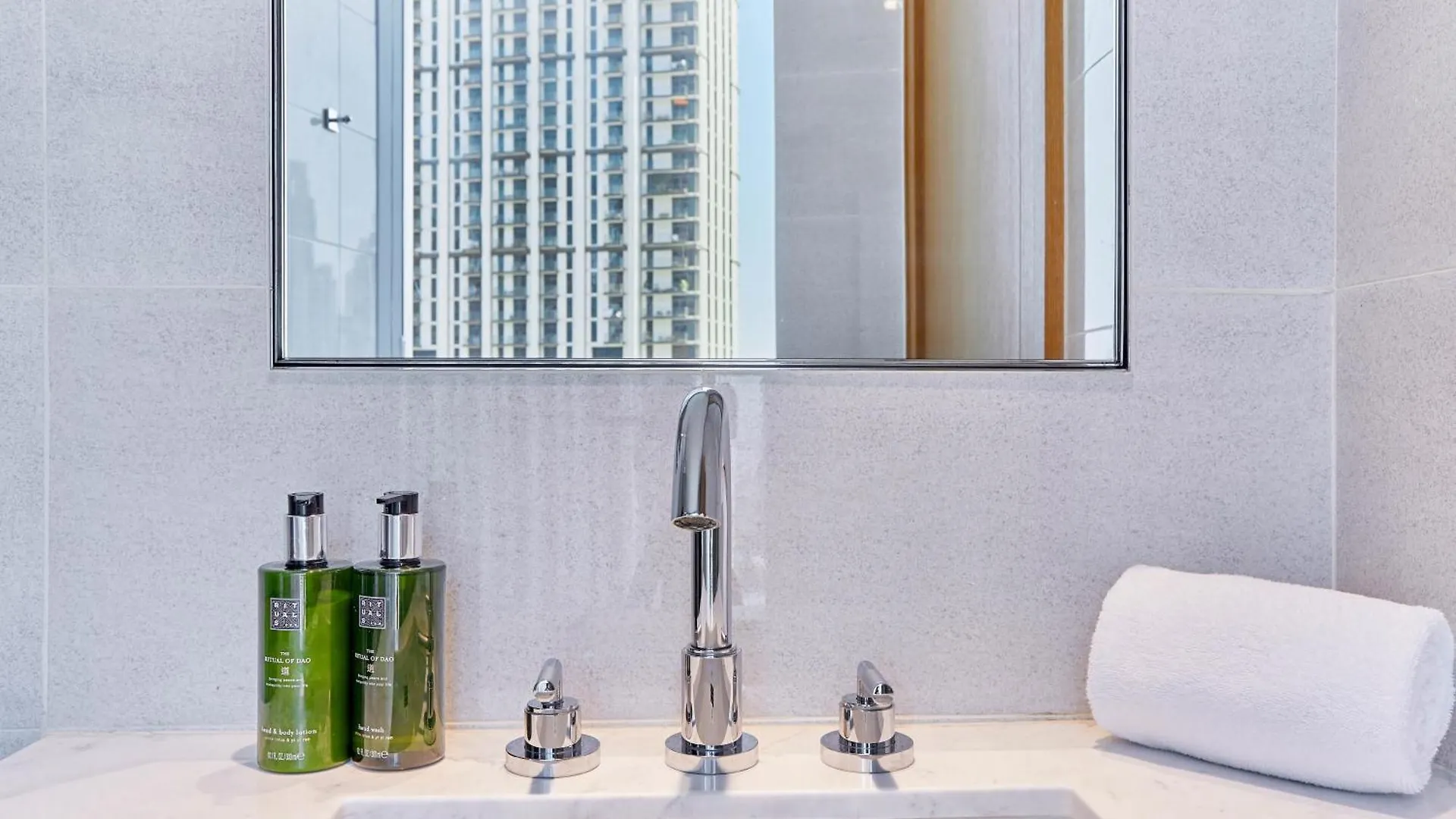 Bnbmehomes - Opera Grand Dubai