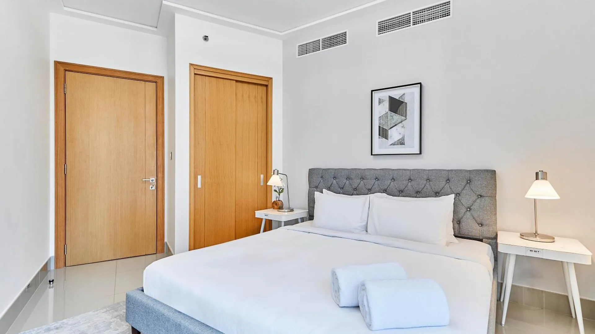 Bnbmehomes - Opera Grand Dubai 0*,