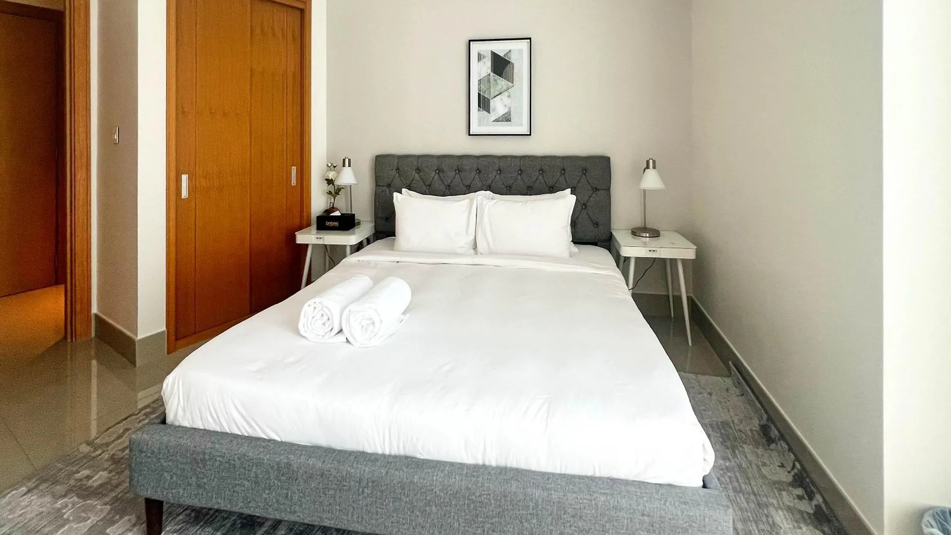 Bnbmehomes - Opera Grand Dubai Apartment